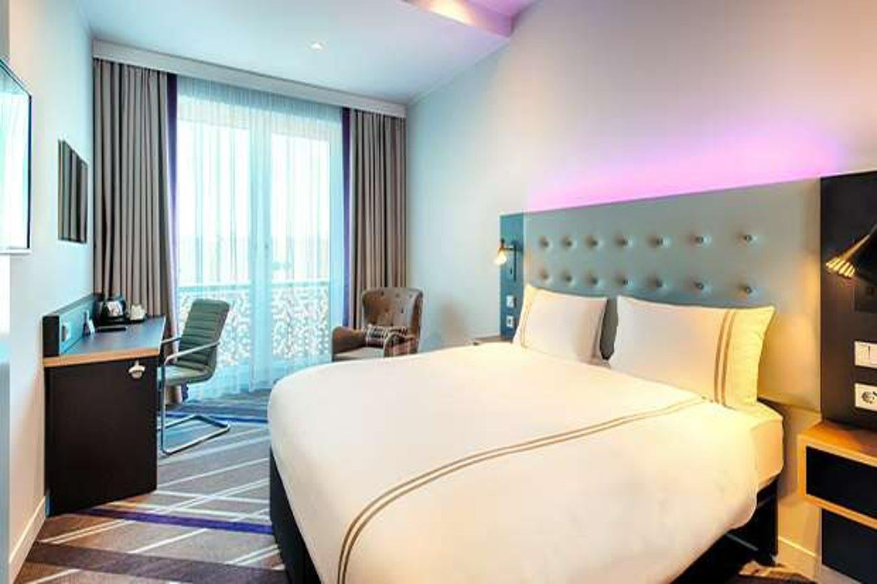 Premier Inn Luebeck City Stadtgraben Exterior foto