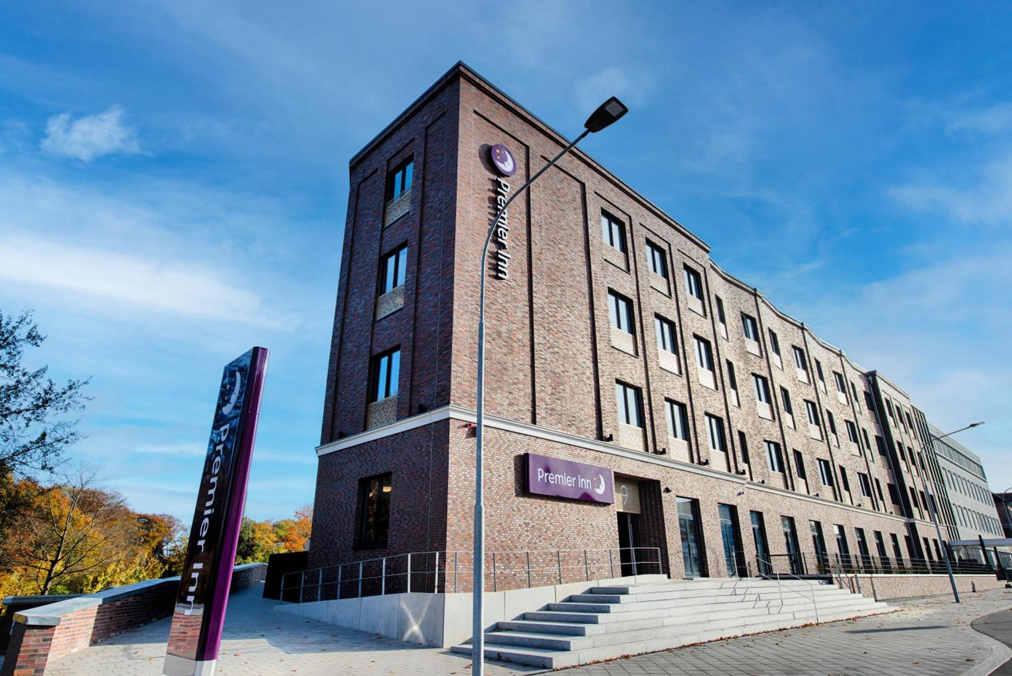 Premier Inn Luebeck City Stadtgraben Exterior foto