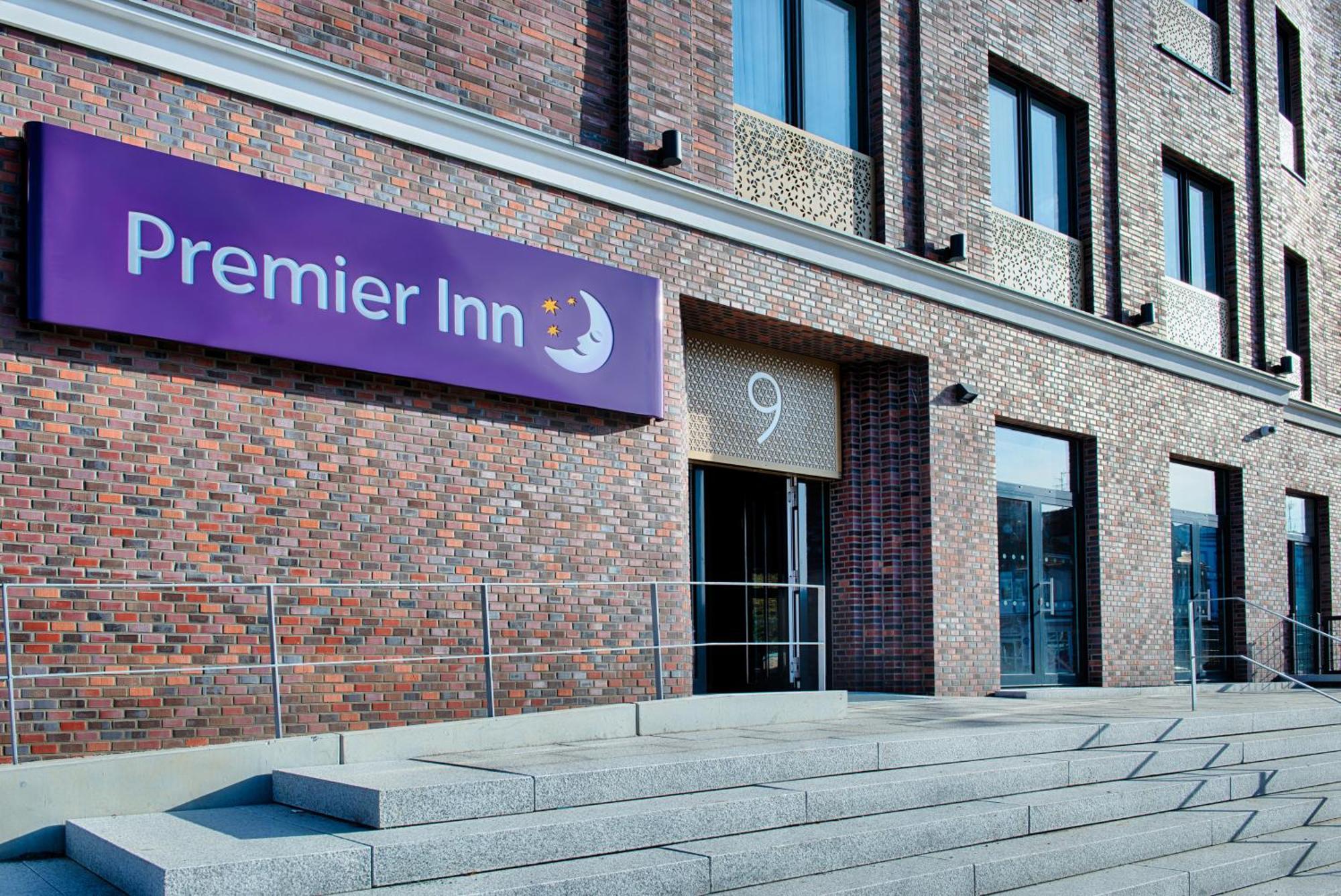 Premier Inn Luebeck City Stadtgraben Exterior foto
